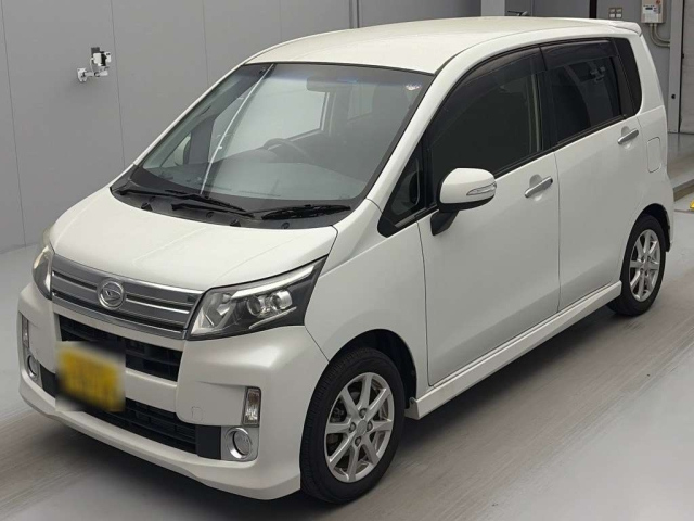 DAIHATSU MOVE — фото