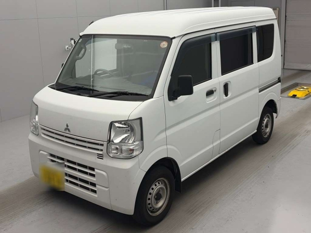 MITSUBISHI MINICAB — фото
