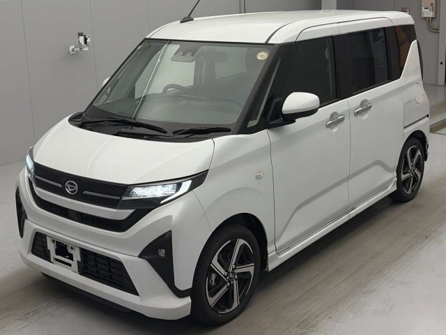 DAIHATSU MOVE — фото