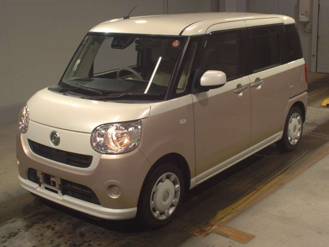DAIHATSU MOVE — фото