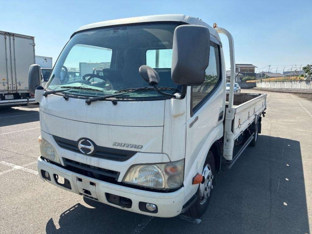 HINO DUTRO — фото