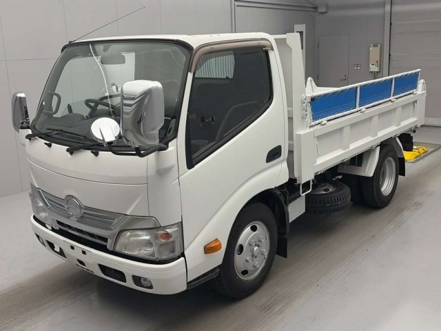 HINO DUTRO — фото