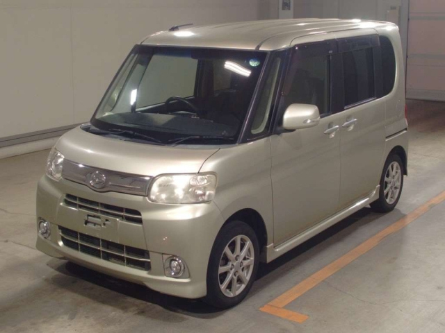 DAIHATSU TANTO — фото