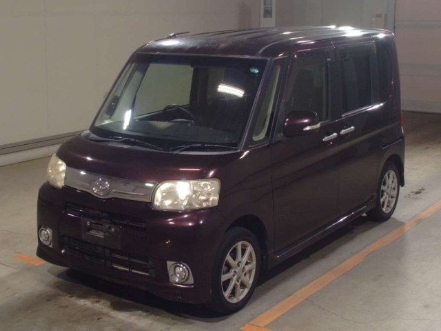 DAIHATSU TANTO — фото