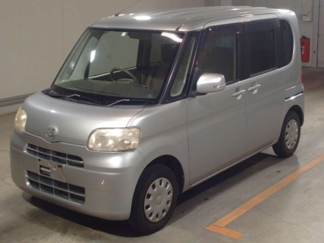 DAIHATSU TANTO — фото