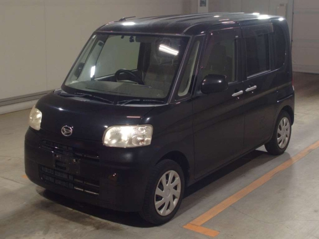 DAIHATSU TANTO — фото