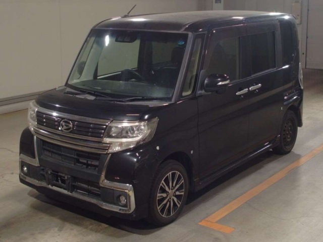 DAIHATSU TANTO — фото