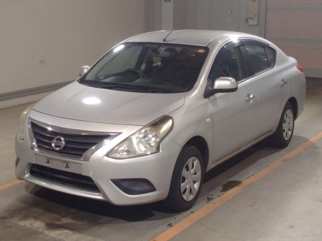 NISSAN LATIO