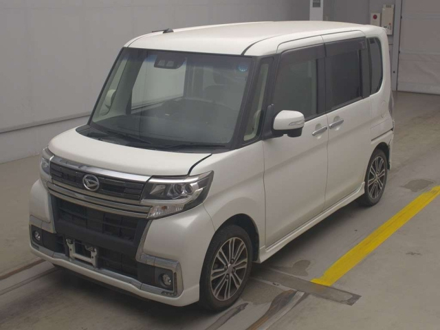 DAIHATSU TANTO — фото