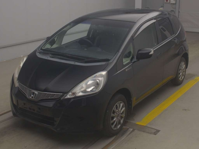 HONDA FIT — фото