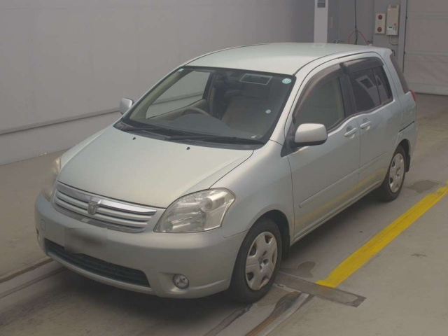 TOYOTA RAUM