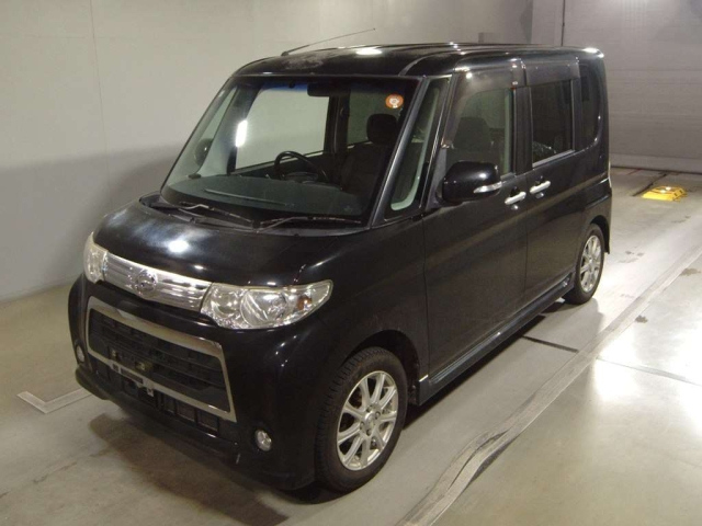 DAIHATSU TANTO — фото