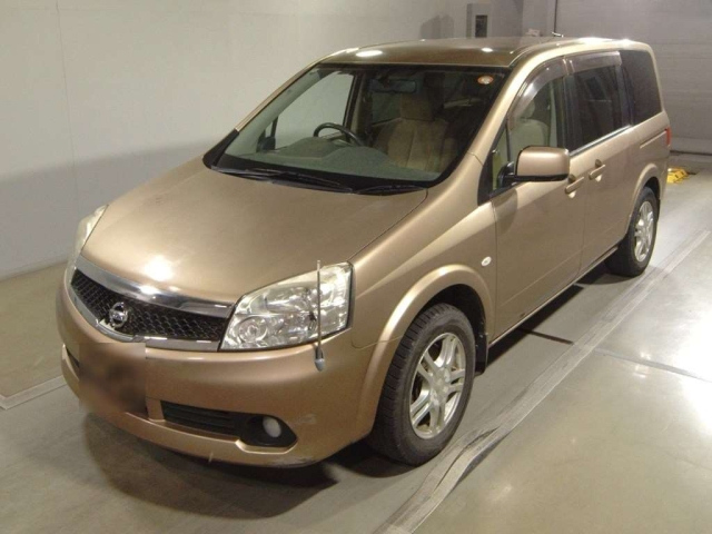 NISSAN LAFESTA — фото