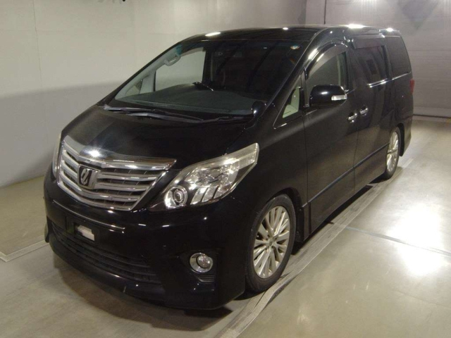 TOYOTA ALPHARD — фото