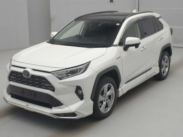 TOYOTA RAV4 — фото