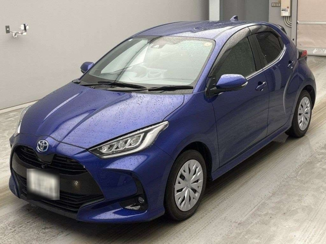 TOYOTA YARIS — фото