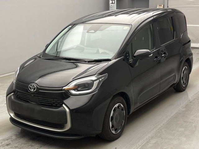 TOYOTA YARIS — фото
