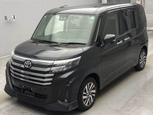 TOYOTA NOAH — фото