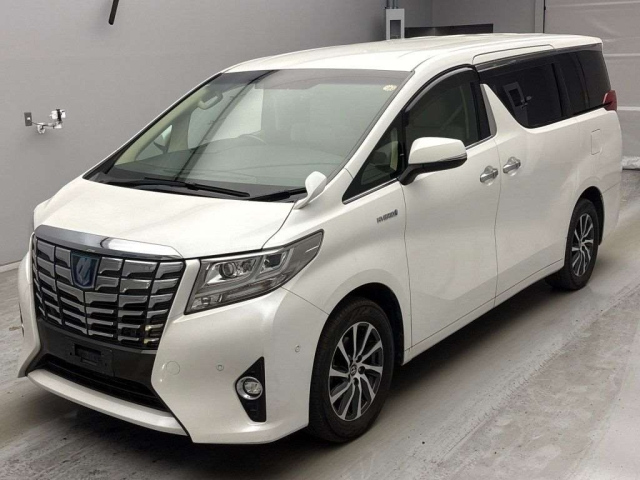 TOYOTA YARIS — фото