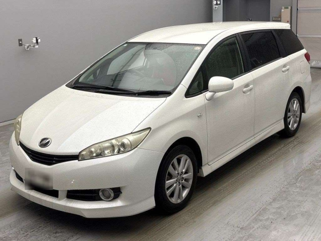 TOYOTA WISH — фото