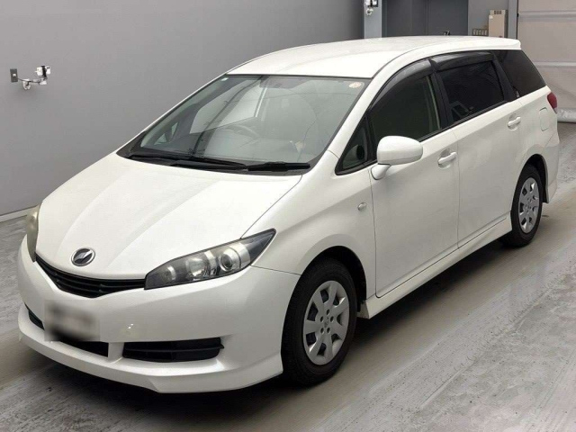 TOYOTA WISH — фото