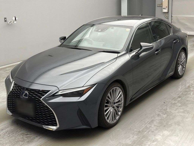 LEXUS IS