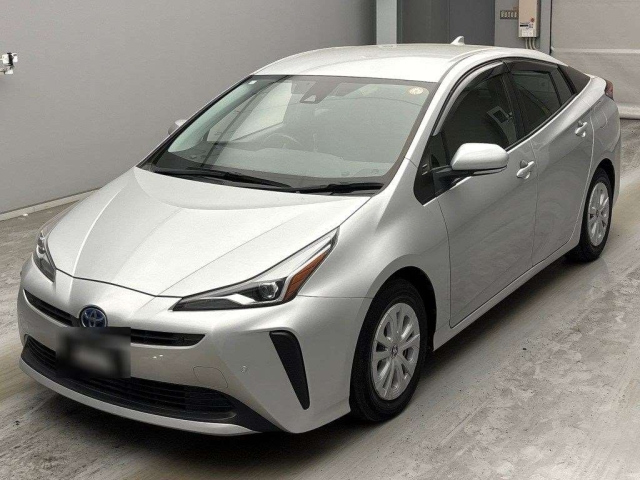 TOYOTA PRIUS — фото