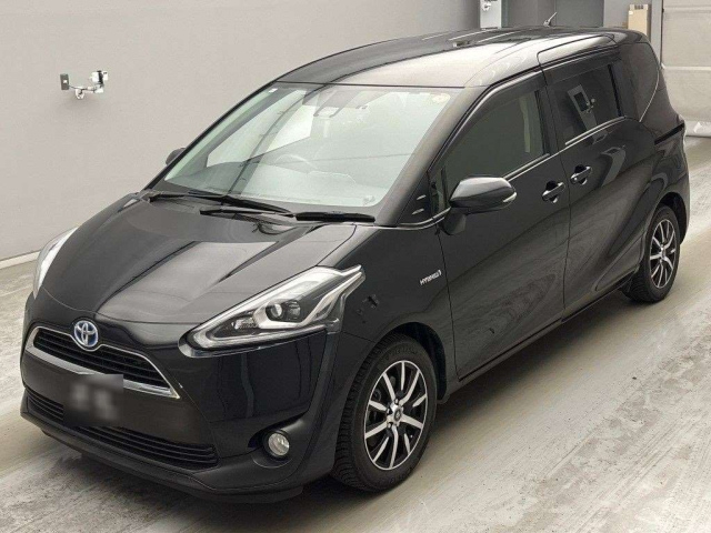 TOYOTA SIENTA — фото