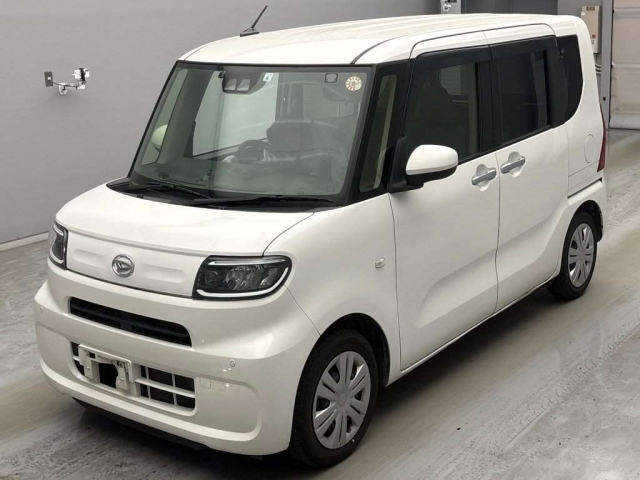 DAIHATSU TANTO — фото