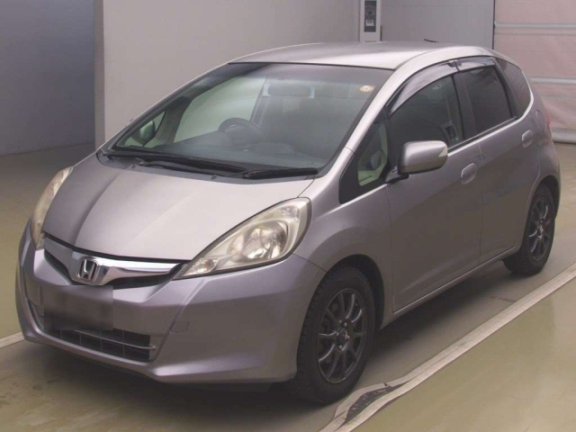 HONDA FIT — фото