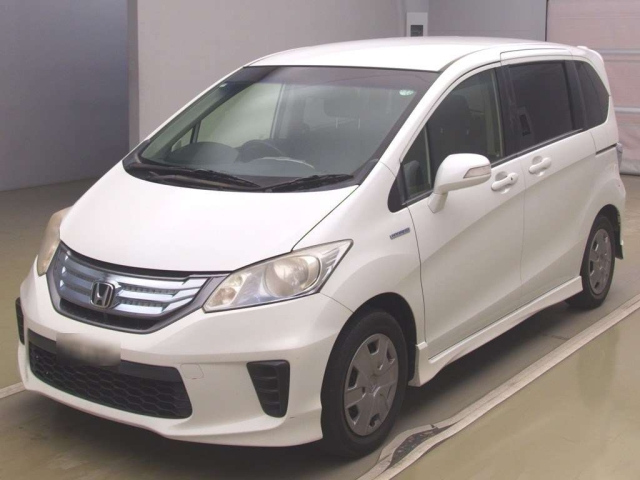 HONDA FREED — фото