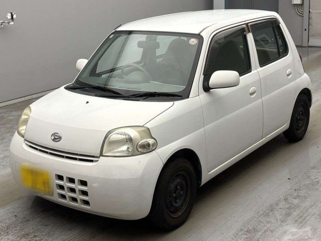 DAIHATSU ESSE