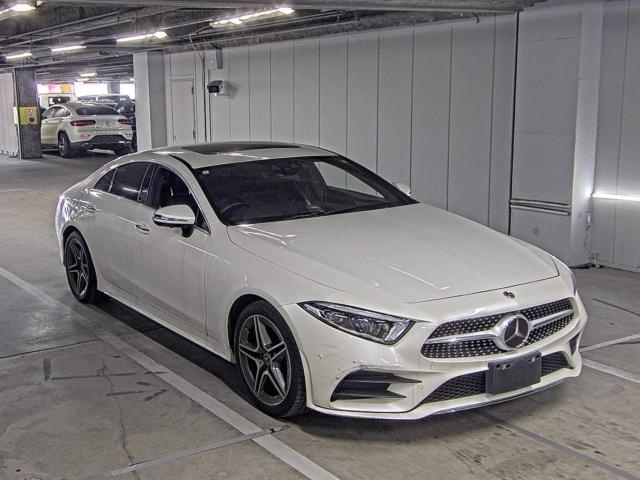 MERCEDES-BENZ CLS — фото