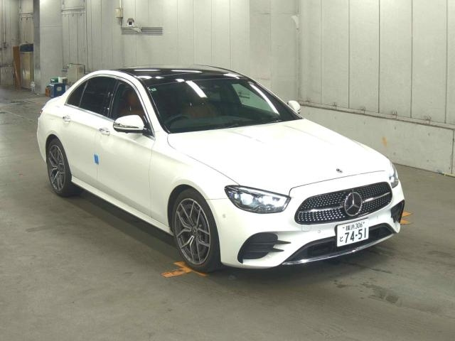 MERCEDES BENZ E CLASS