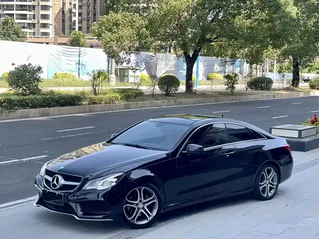 Mercedes-Benz Mercedes-Benz E-Class (Imported) Mercedes-Benz E-Class Imported 2014 E 200 Coupe Version — фото