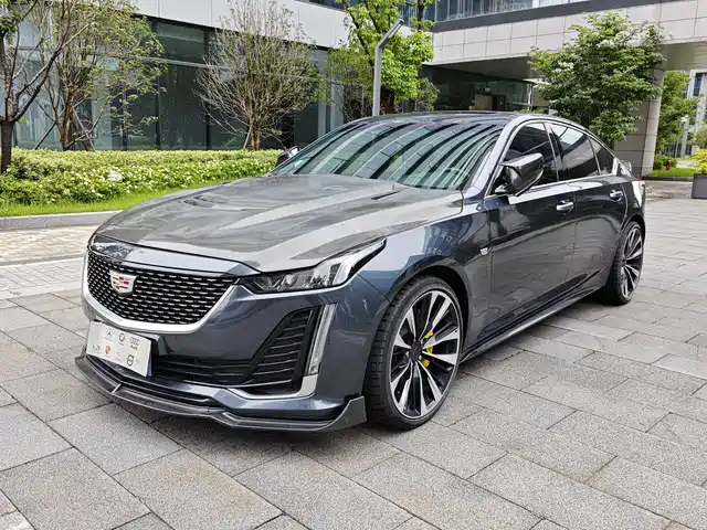 Cadillac Cadillac Ct5 Cadillac Ct5 2022 28t Premium Model — фото
