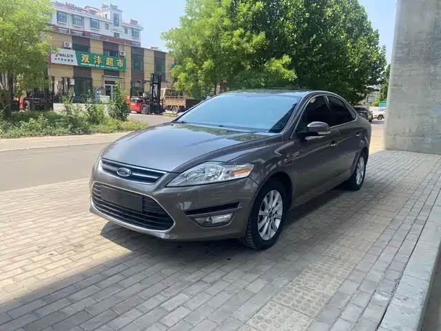 Ford Win Zhisheng 2013 2.3l Luxury Model