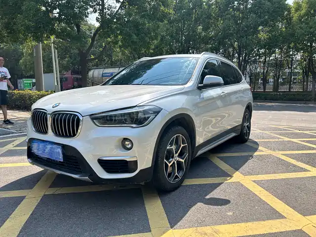Bmw Bmw X1 Bmw X1 2016 Sdrive20li Luxury Model