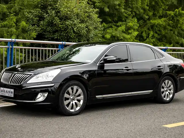 Hyundai Equus Equus 2012 3.8 Gdi Exclusive Edition — фото