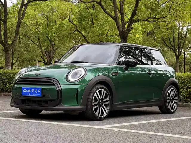 Mini Mini Mini 2021 1.5t Cooper Artist — фото