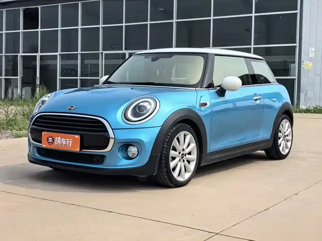 Mini Mini Mini 2018 1.5t Cooper Artist — фото