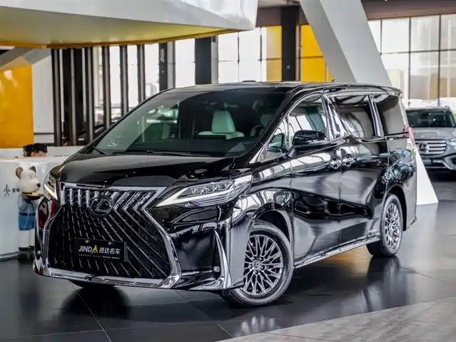 Lexus Lexus Lm Lexus Lm 2020 300h Seven-Seater Elegant Version — фото