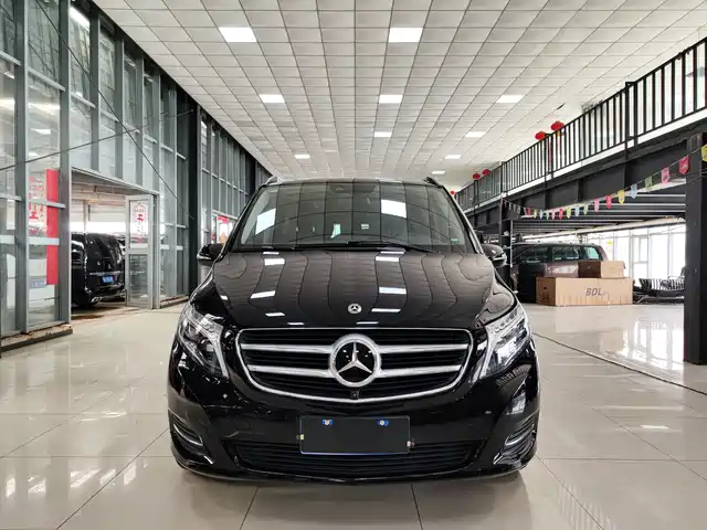 Mercedes-Benz Mercedes Benz V Class Mercedes-Benz V-Class 2018 V 260 Premium Edition National Vi — фото
