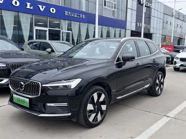 Volvo Volvo Xc60 Plug-In Hybrid Volvo Xc60 Plug-In Hybrid 2025 Plug-In Hybrid Long-Range Four-Wheel Drive Zhiya Luxury Version — фото