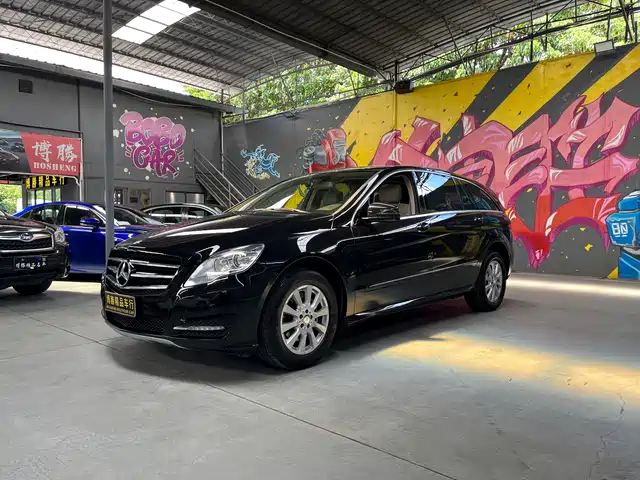 Mercedes-Benz Mercedes-Benz R-Class Mercedes-Benz R-Class 2011 R 350 L 4matic — фото