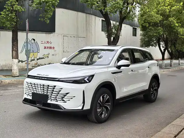 Baic Motor Beijing X7 Beijing X7 2023 1.5td Dct Premium Plus Edition — фото
