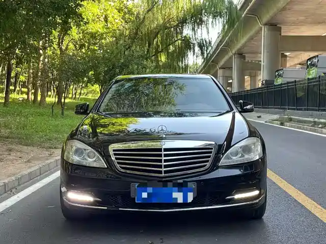 Mercedes-Benz Mercedes Benz S Class Mercedes-Benz S-Class 2012 S 300 L Business Grand Edition — фото