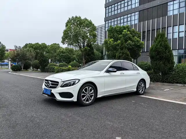 Mercedes-Benz Mercedes Benz C Class Mercedes-Benz C-Class 2016 C 180 L Sports — фото