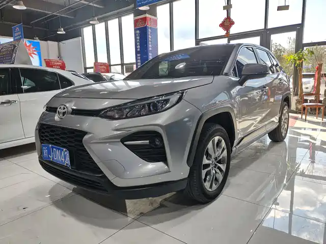 Toyota Willanda Wilanda 2023 2.0l Cvt Two-Wheel Drive Leading Version — фото