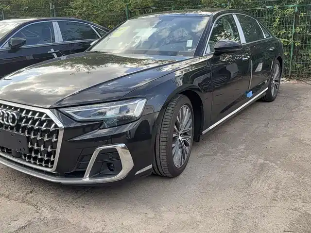 Audi Audi A8 Audi A8 2025 A8l 50 Tfsi Quattro Premium Selection — фото